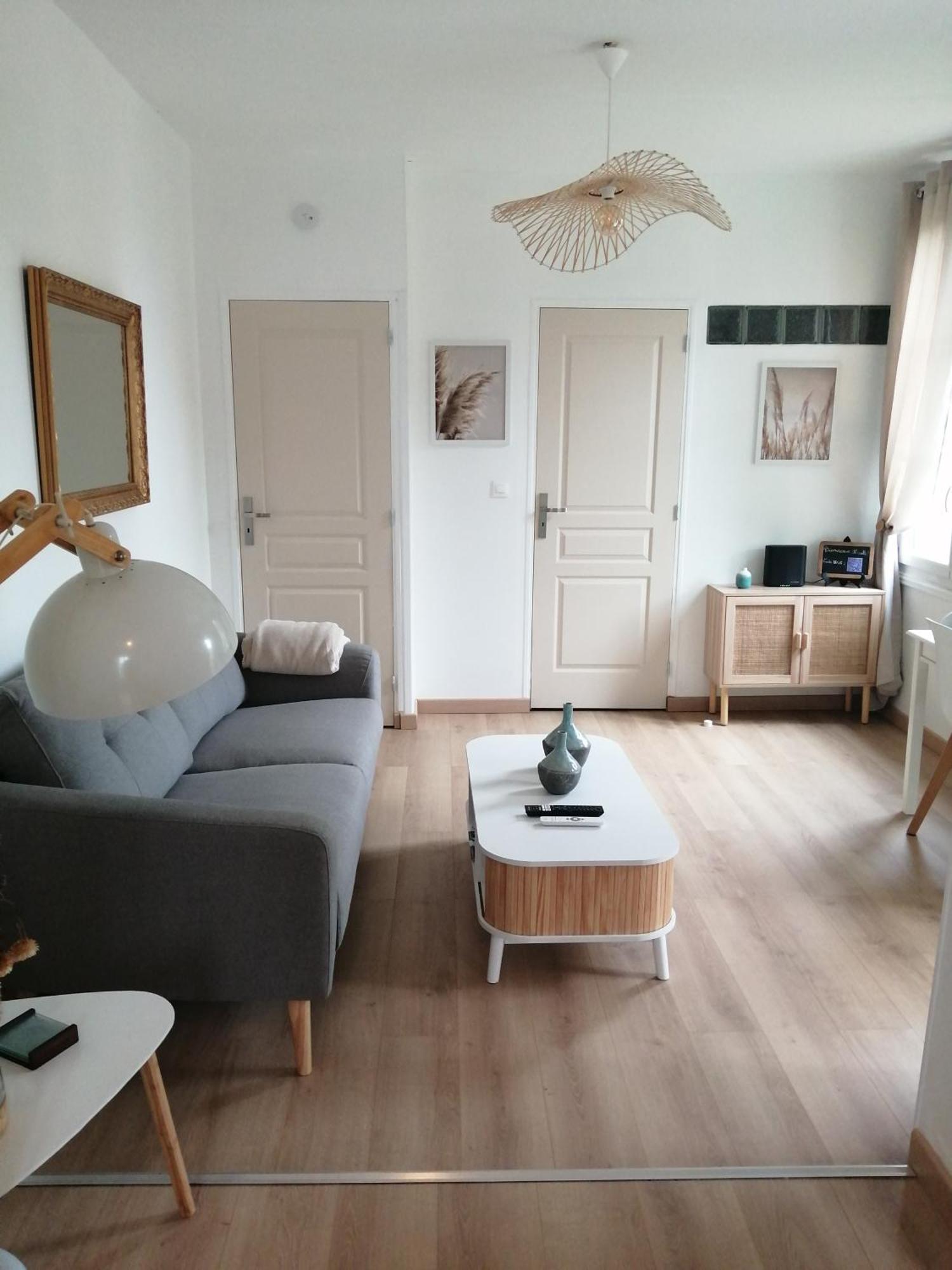 Maison " Bouton D'Or" Au Bord De L'Eau, A 10 Mn De Tours , Meuble Classe Une Etoile แซงต์-อแวร์แตง ภายนอก รูปภาพ